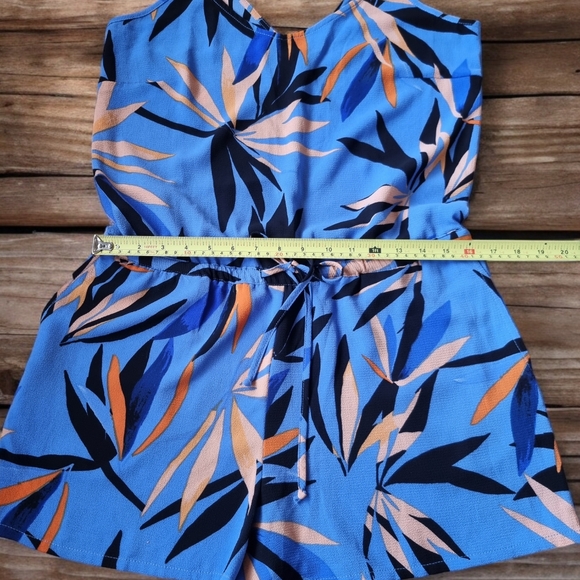 C & E Tropical Print Romper - Picture 8 of 12